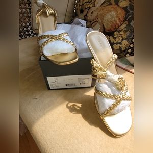 Ann Taylor gold strappy heels size 8